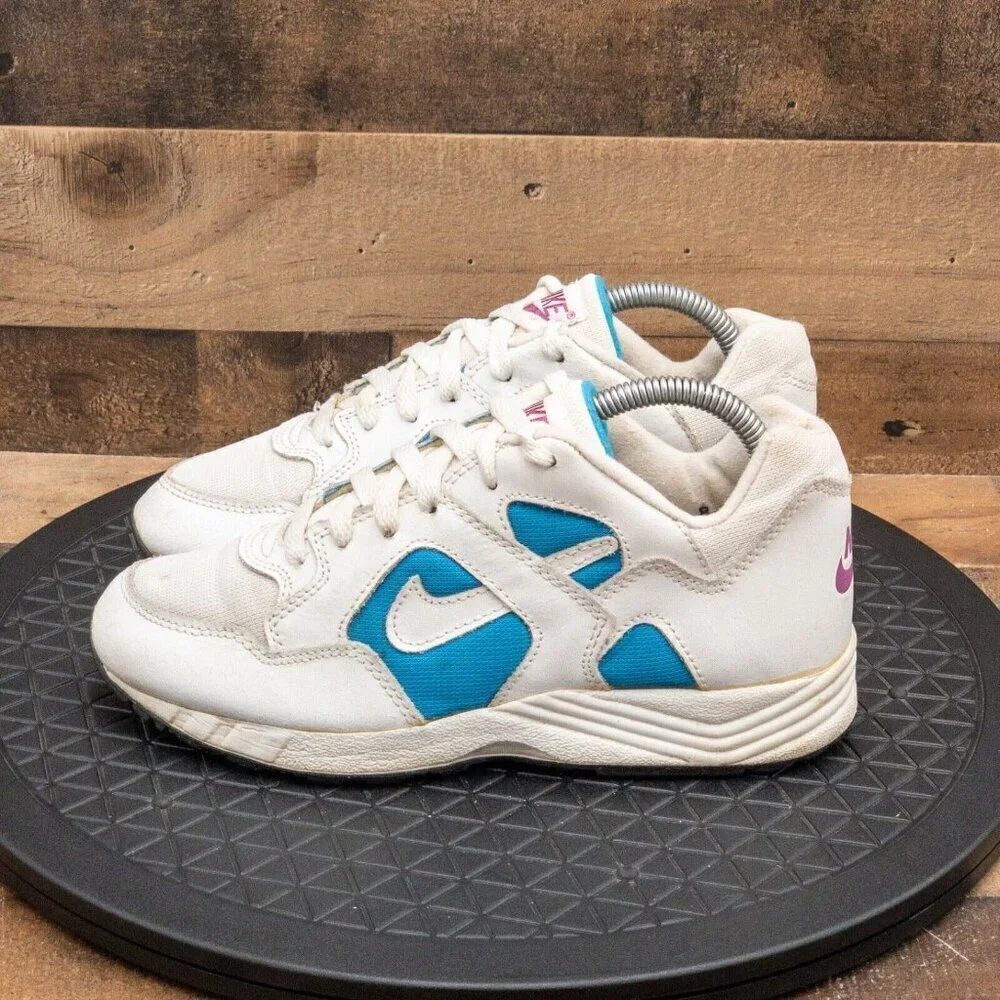 NIKE REGRIND WOMENS ATHLETIC SHOES VINTAGE 1997 RUNNING WALKING GYM LOW SIZE 8